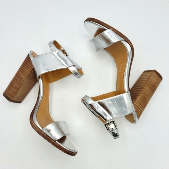 Coach Metallic/Silver Lexey Sandals Size 7 B - Picture 16 of 16